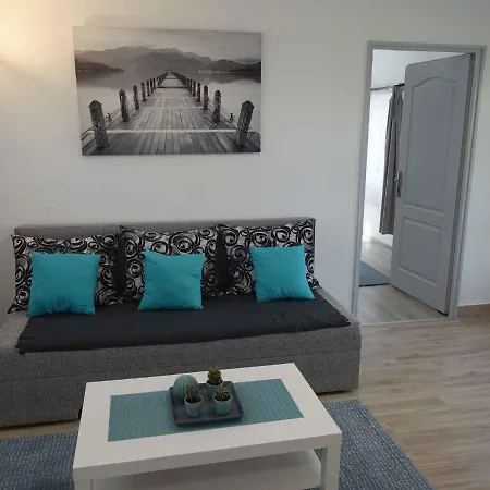 In - Balaton 43111 Holiday home